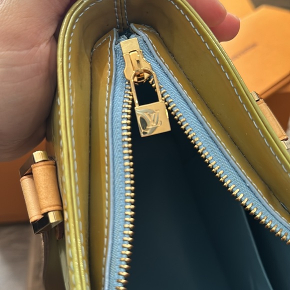 Lv vernis green shoulder bag - Picture 5 of 8